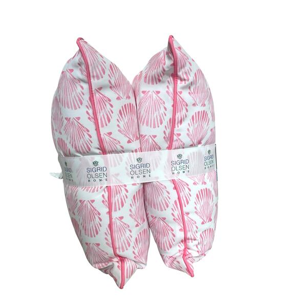 Sigrid Olsen Pink Seashell Indoor Outdoor Pillows 18x18 2pk Coastal Decor NEW - Picture 2 of 13